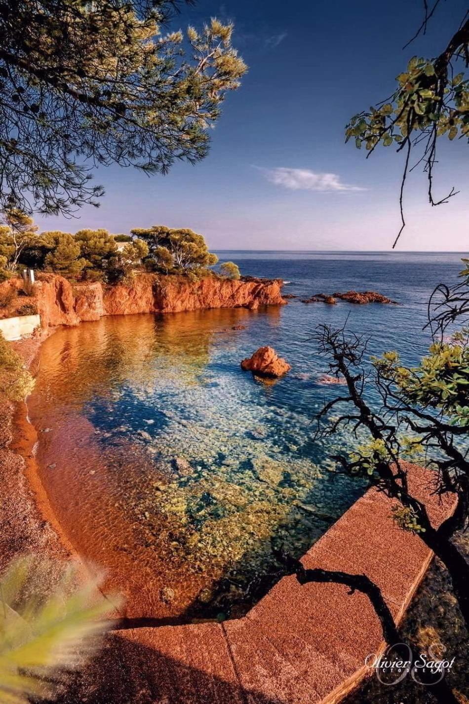 Petit Paradis Vue Mer- Plage Et Calanques A 3 Mn Saint-Raphael  Exterior photo